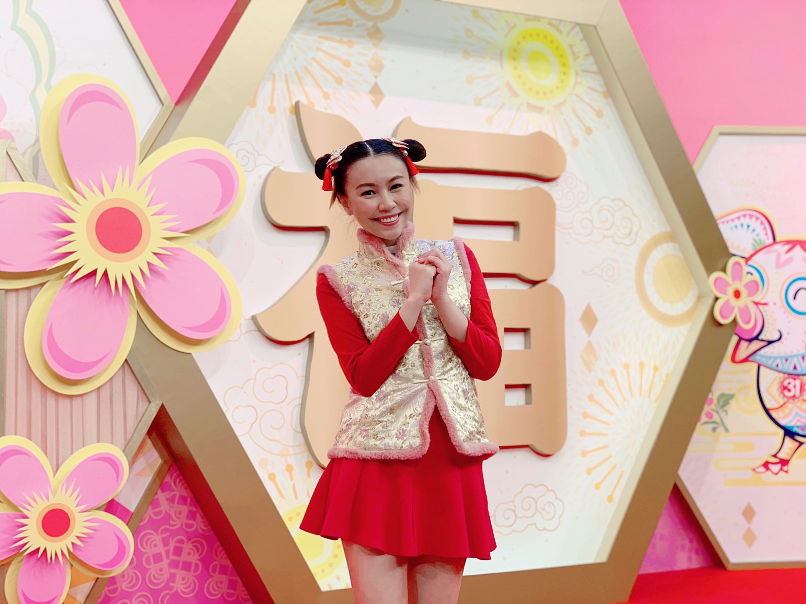 MC Jasmine Ky 何嘉慧司儀工作紀錄: 港台電視31 賀年節目「花豚錦簇喜迎春」